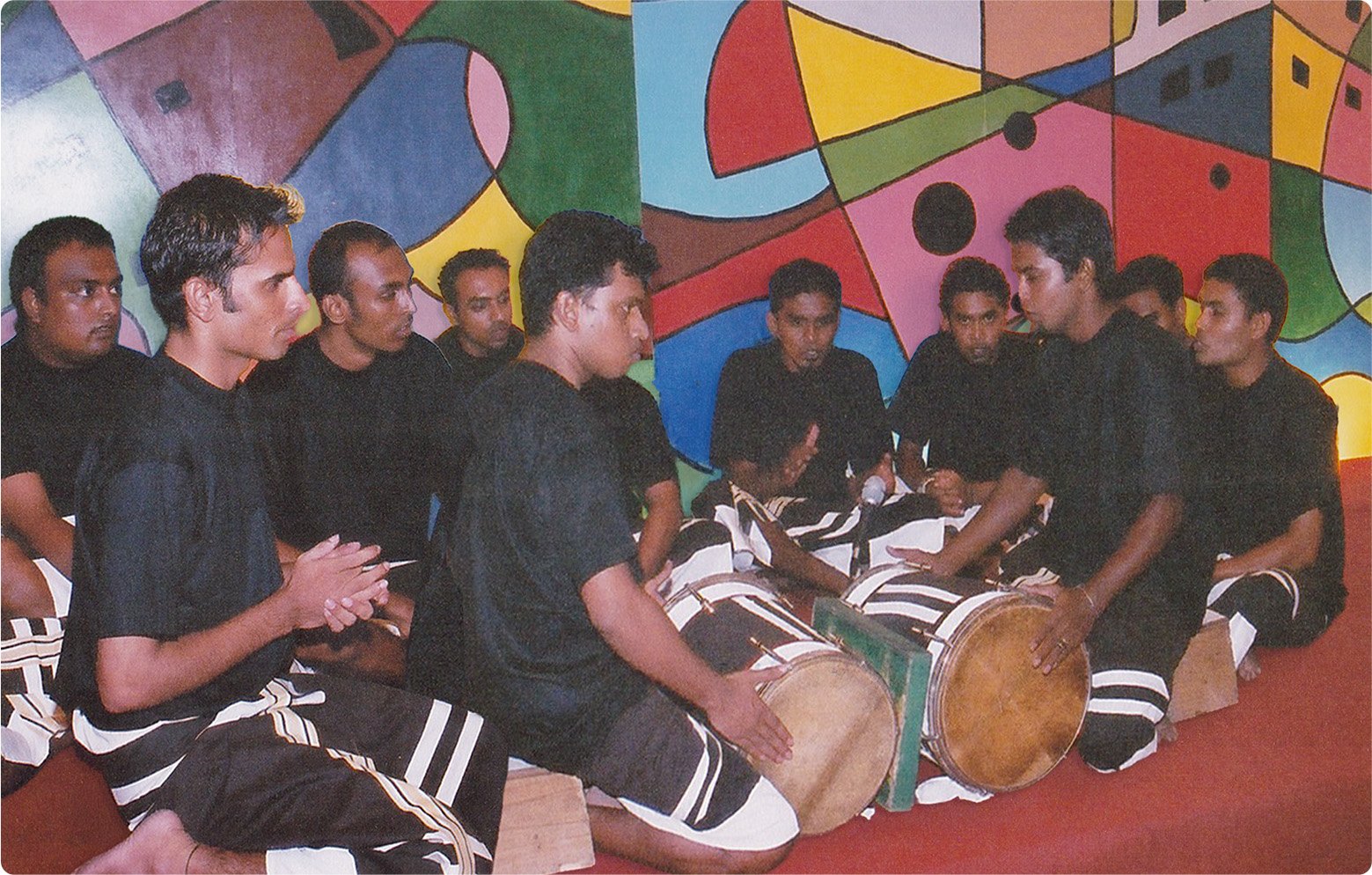 Immigration Boduberu group performing, 2002